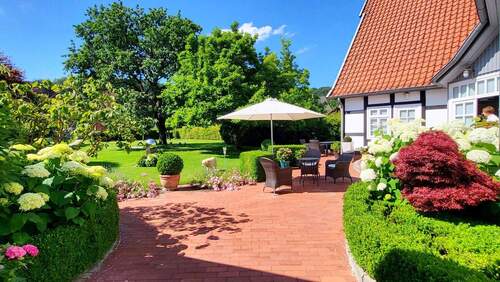 Garten - 8 Zimmer Einfamilienhaus zum Kaufen in Bad Essen