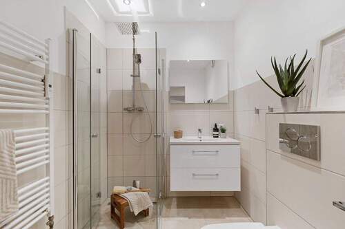 Duschbad - Etagenwohnung mit 58,00 m&sup2; in Hamburg zum Kaufen