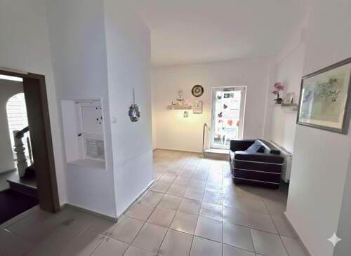 pot. Wohn- oder Esszimmer - 