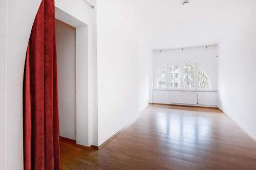 Weitere Ansicht Wohnzimmer - 2 Zimmer Etagenwohnung in Berlin