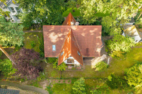 Drohne - 7 Zimmer Einfamilienhaus in Falkensee