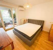 Zwei-Zimmerwohnung mit Einbauküche, Balkon und Stellplatz erwartet Sie im Ring - Berlin Alt-Treptow