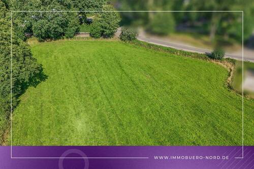 Baugrundstück - Ländliche Ruhe - Städtische Nähe: Grundstück in Brande!