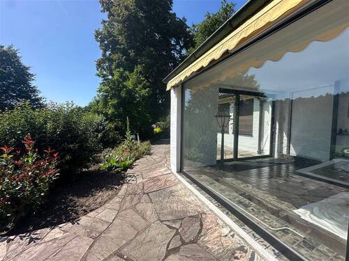 Umlaufende Terrasse - 