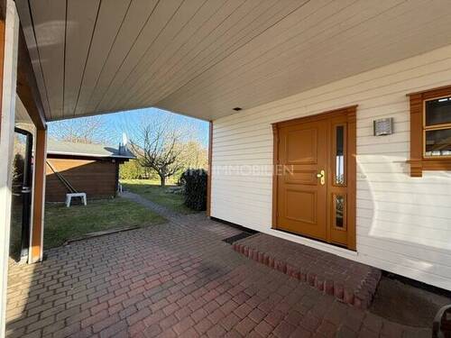 Hauseingang - 4 Zimmer Einfamilienhaus in Steinfeld