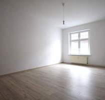Bezugsfreie und schöne 3-Zimmer-Altbauwohnung in direkter Nähe vom Rathaus - Wittenberge