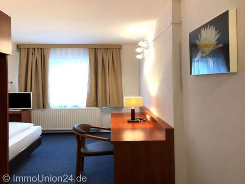 Bild 2 - 3 Zimmer Hotel, Pension, Gasthof zum Kaufen in Erlangen
