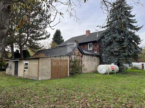 Rückansicht - 6 Zimmer Einfamilienhaus in Beetzendorf