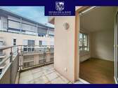 Wohnung 5.OG - Gepflegte 1 Zimmer ETW mit Balkon, Aufzug und Stellplatz - Film