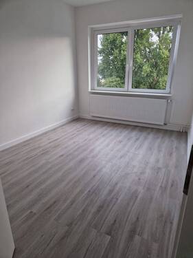 Zimmer 2 - 2 Zimmer Etagenwohnung zur Miete in Hamburg
