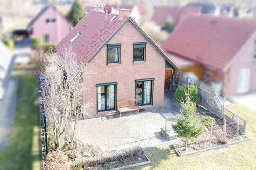 Hofansicht - Inselidylle nahe der Ostsee - Vielseitig nutzbares Backsteinhaus mit 4 Zimmern