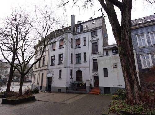 Bild 1 - ANSPRECHENDES MEHRFAMILIENHAUS AM WICHLINGHAUSER MARKT DENKMAL