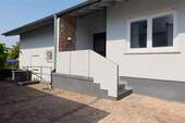 Seiten- Eingang - 