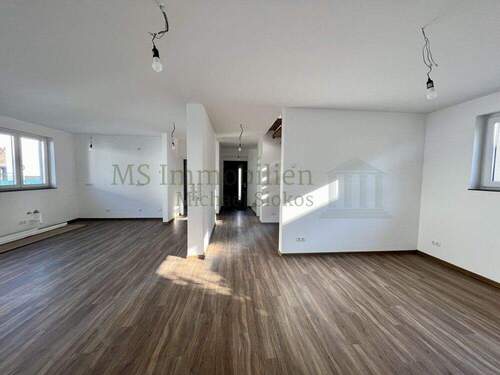 Wohn- & Küchenbereich - 4 Zimmer Doppelhaushälfte in Lampertheim / Hofheim