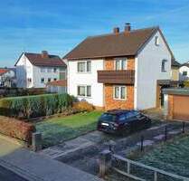 Freistehendes Einfamilienhaus mit tollem Grundstück in Bad Arolsen