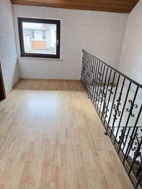 Hofstelle Schambach (15).JPG - Mehrfamilienhaus, Wohnhaus mit 200,00 m&sup2; in Straßkirchen zur Miete