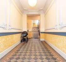 Wohn- und Geschäftshaus unweit des Karl-August-Platzes - Berlin Charlottenburg