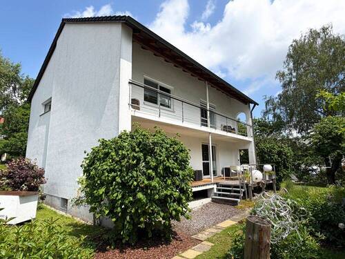 Gartenansicht - 6 Zimmer Mehrfamilienhaus, Wohnhaus in Bayreuth