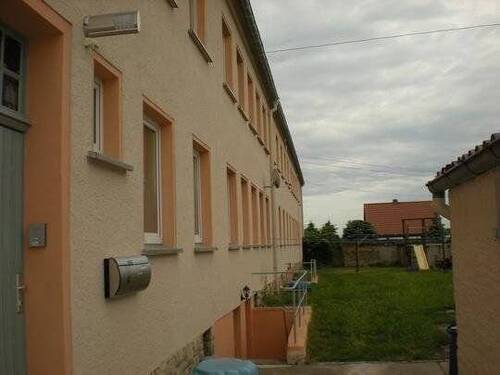Ansicht Rückseite - Etagenwohnung in Weißenfels