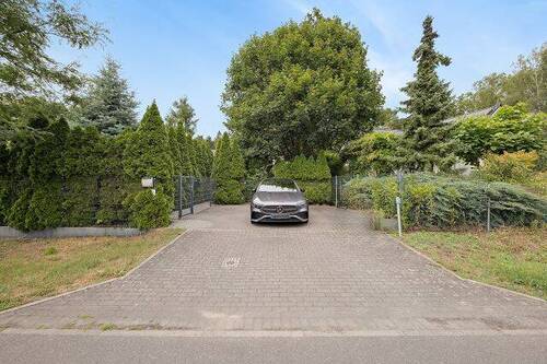 Zwei Pkw-Stellplätze - 