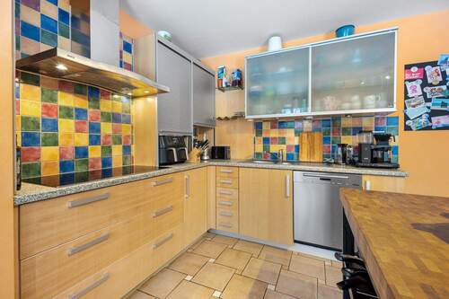 ansprechende Einbauküche - 