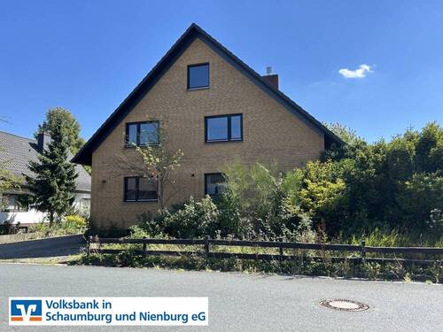 Bild 1 - Repräsentatives Haus in guter Lage!