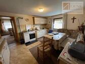 große Wohnküche, Bild 1 - 5 Zimmer Einfamilienhaus zum Kaufen in Kitzingen