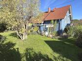 Außenansicht - Haus und Garten mit Wohlfühlcharakter