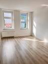 Wohnzimmer - +++RENOVIERTE 2-RAUMWOHNUNG mit BALKON+++
