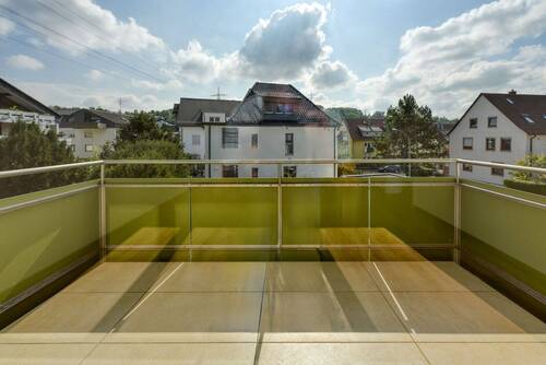 Balkon nach Süden - Etagenwohnung mit 53,80 m² in Stuttgart zur Miete
