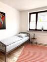 Zimmer 2 - 