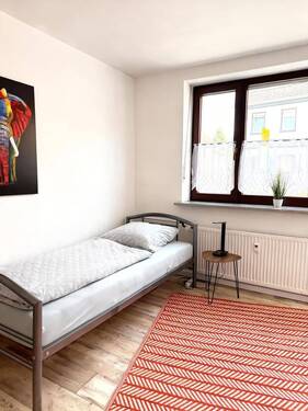 Zimmer 2 - 