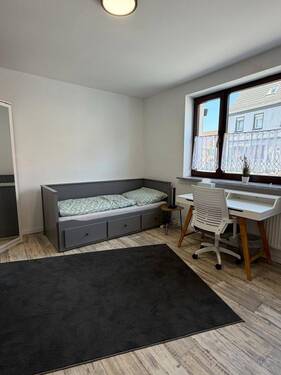 Zimmer 3 - 