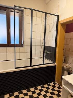 Bad WC - 