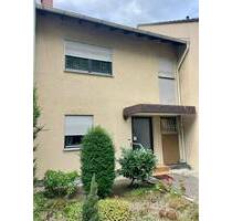 TOP gepflegtes Reihenmittelhaus, voll ausgebaut, 6 Zimmer, Garten, Garage, Stellplatz... - Mutterstadt
