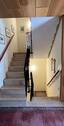 hochwertige Marmortreppe im Haus - 