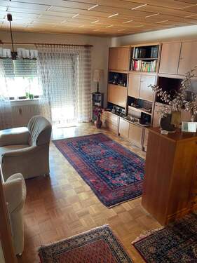 Wohnzimmer mit Ausgang zur Terrasse - Reihenmittelhaus mit 146,00 m² in Mutterstadt zum Kaufen