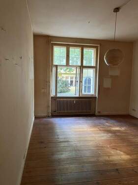 Zimmer 2 zur Lefèvrestr. - 2 Zimmer Etagenwohnung in Berlin