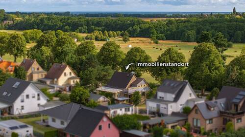 Luftbild - 8 Zimmer Einfamilienhaus zum Kaufen in Wittenbeck