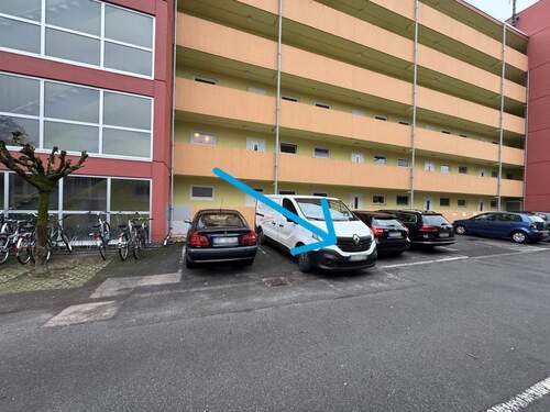 PKW-Stellplatz - 