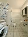 Duschbad mit Waschmaschinenanschluss - 