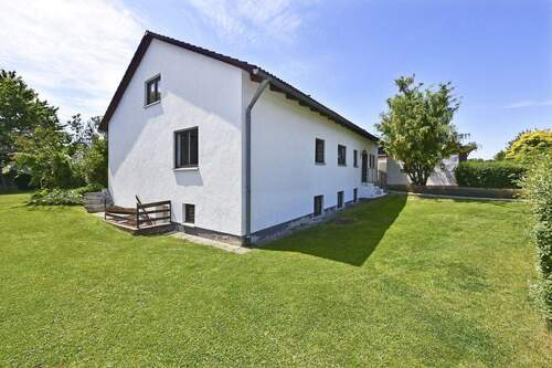 Blick von Nordosten - 6 Zimmer Einfamilienhaus zum Kaufen in Vilsbiburg