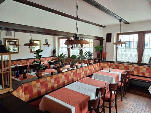 Gaststube - 1 Zimmer Hotel, Pension, Gasthof zum Kaufen in Heilsbronn