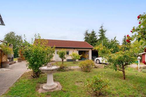 Garage & Partyraum - 