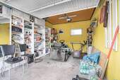 Garage - 