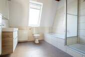 Das Badezimmer im OG - 