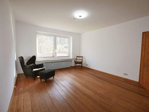 Zimmer im Erdgeschoss - 