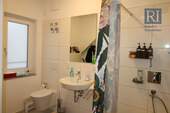 Badezimmer hinten - 