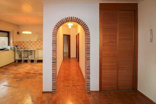 Flurbereich in Richtung Schlaftrakt - 