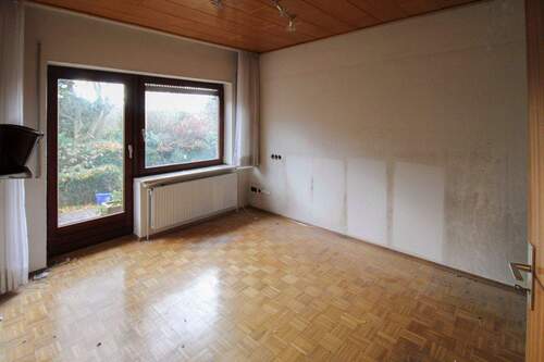 Schlafzimmer mit Terrassenzugang - Einfamilienhaus mit 111,00 m&sup2; in Altenholz zum Kaufen